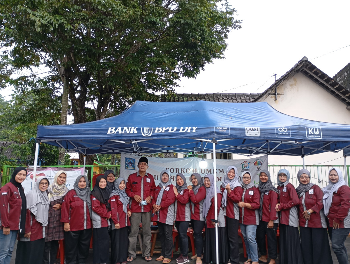 Bukber UMKM Dusun Degolan bersama UMKM Umbulmartani