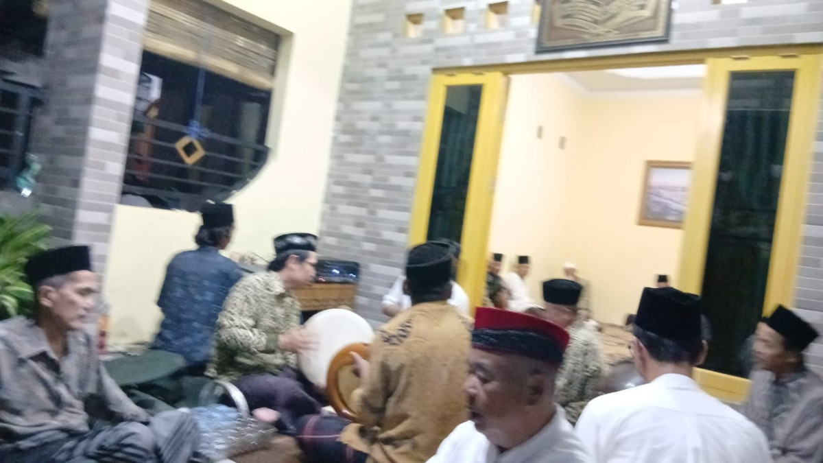 Pengajian ritin mlm senin dudun ngemplsk asem