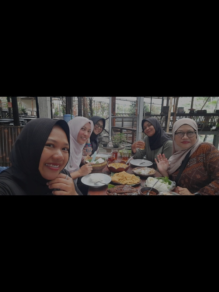pertemuan / makan bareng warga kalisoro