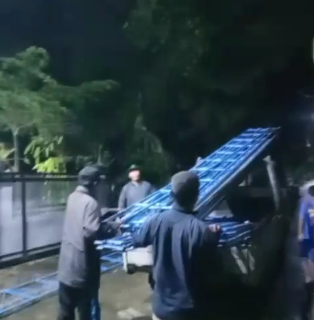 Gotong royong persiapan syukuran warga dsn meces