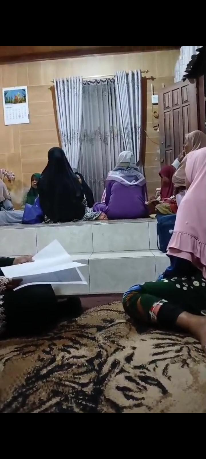 Amslan mlm jumat ibu2 ngempkak asem