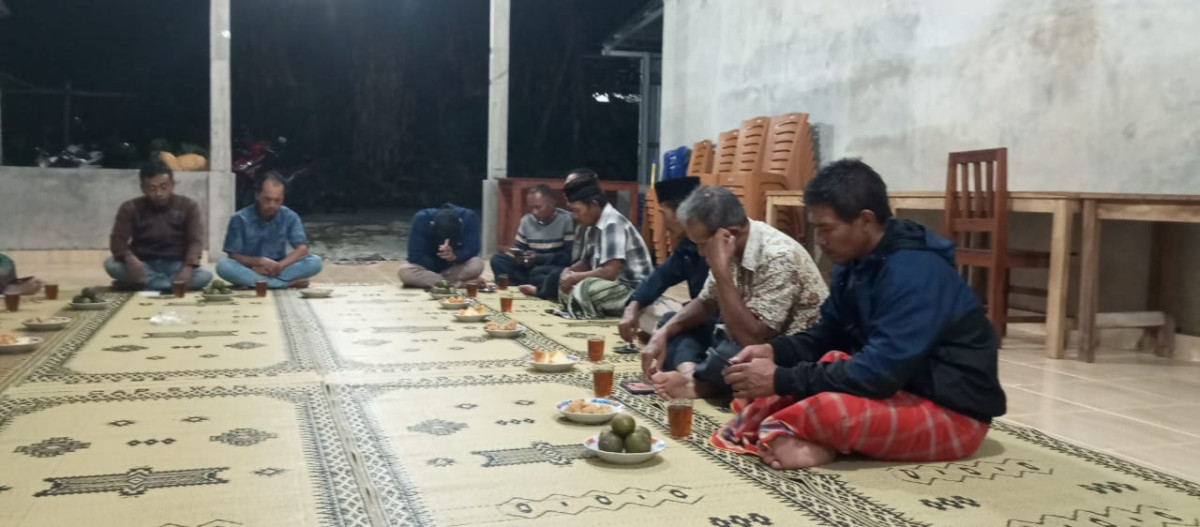 Lpmkd cilikan mengadakan pertemuan rutin