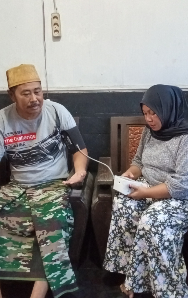 Kunjungan rumah hipertensi dusun Grogolan