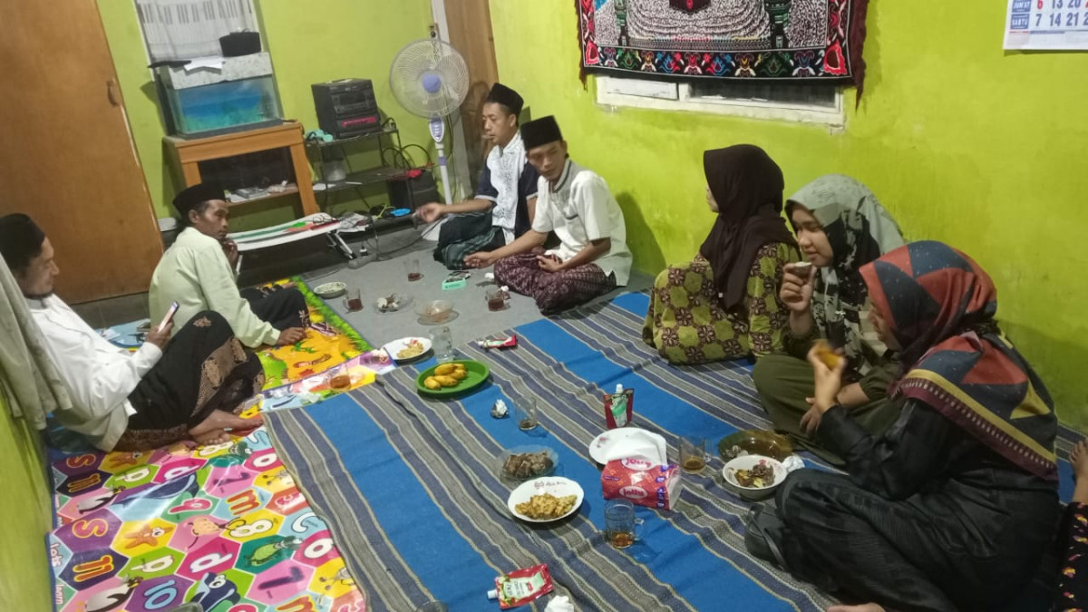 Rutinan tiap malam rabu pengajian di dsn meces