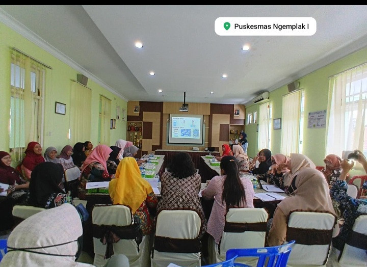 Rakor dipuskesmas oleh kader kalisoro