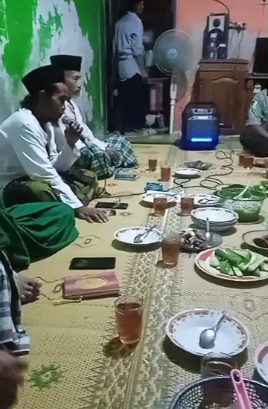 Yasinan bapak bapak dsn meces