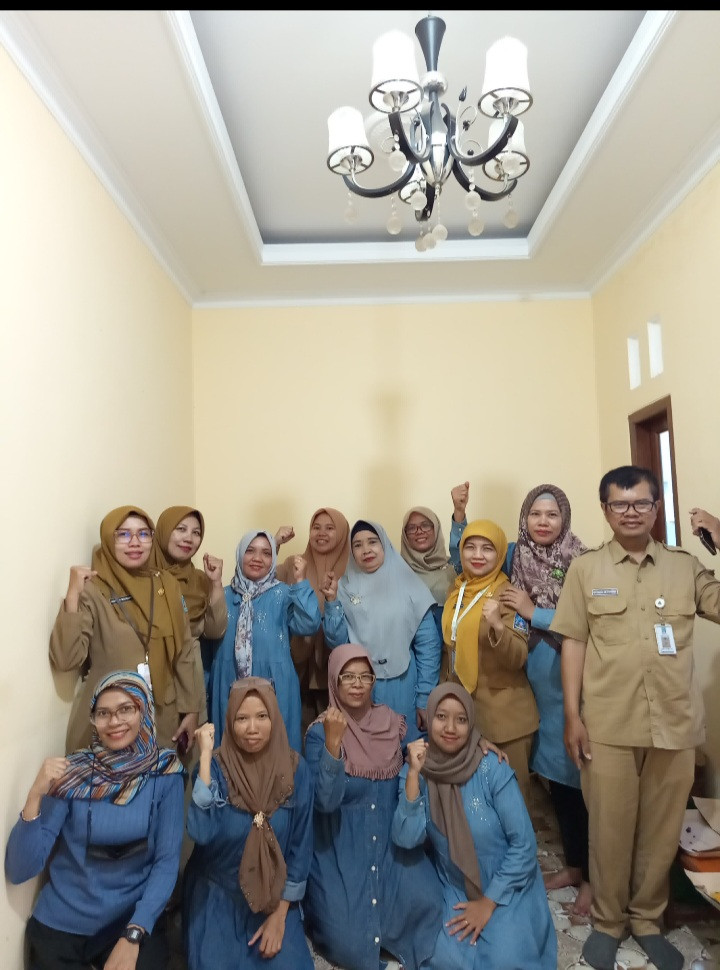 Posyandu ILP posyandu Lodadi 1 bersama nakes puskesmas Ngemplak 1