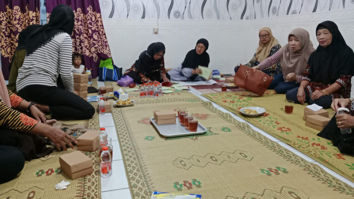 Pertemuan kelompok 1 di padukuhan lodadi