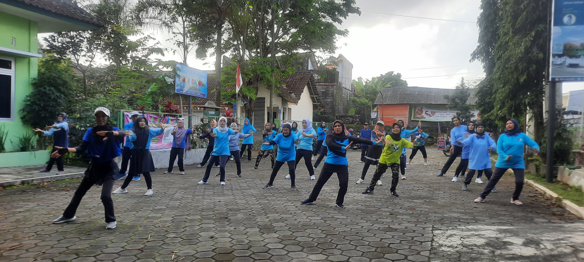 Giat senam indonesia sehat dsn meces