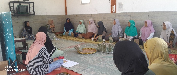 Arisan pkk ngemplak asem