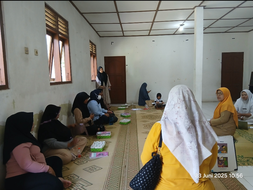 Bumil cilikan mengikuti kelas ibu hamil