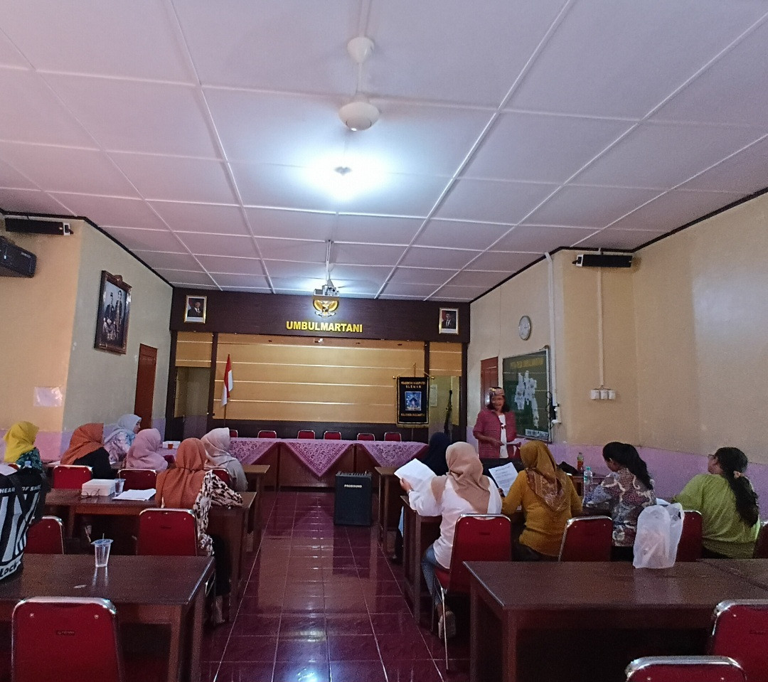 Kader pkk sapen mengikuti latihan koor