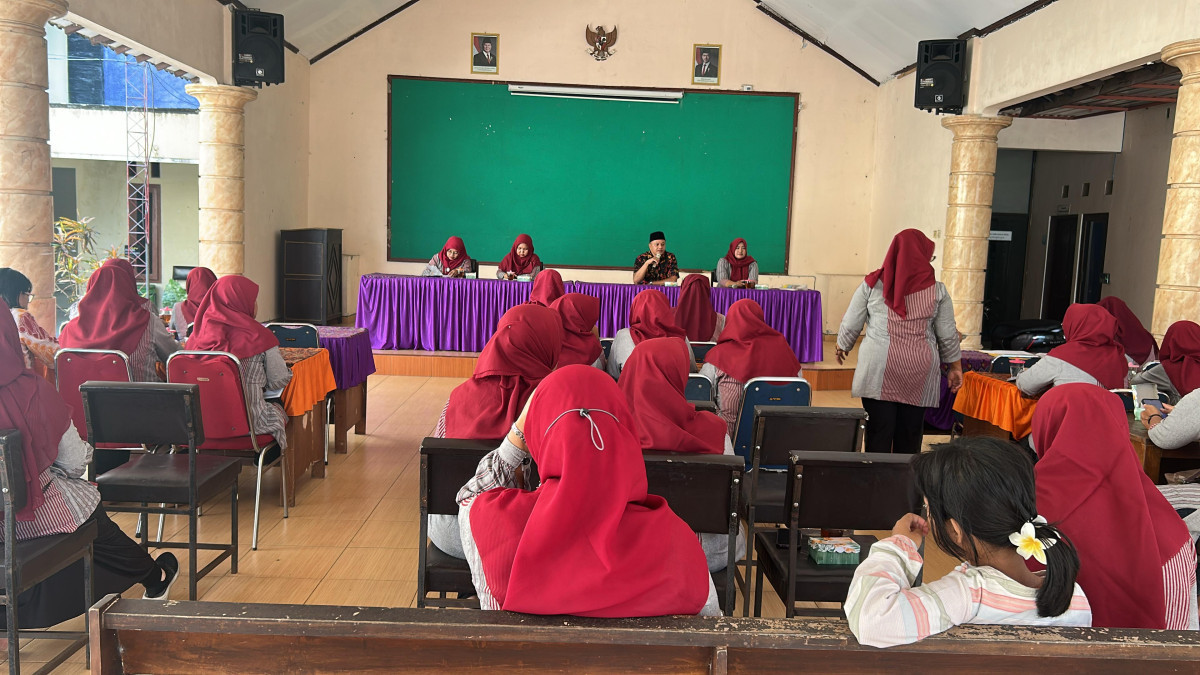 Ppkbd umbulmartani menghadiri pertemaun imp kapanewon