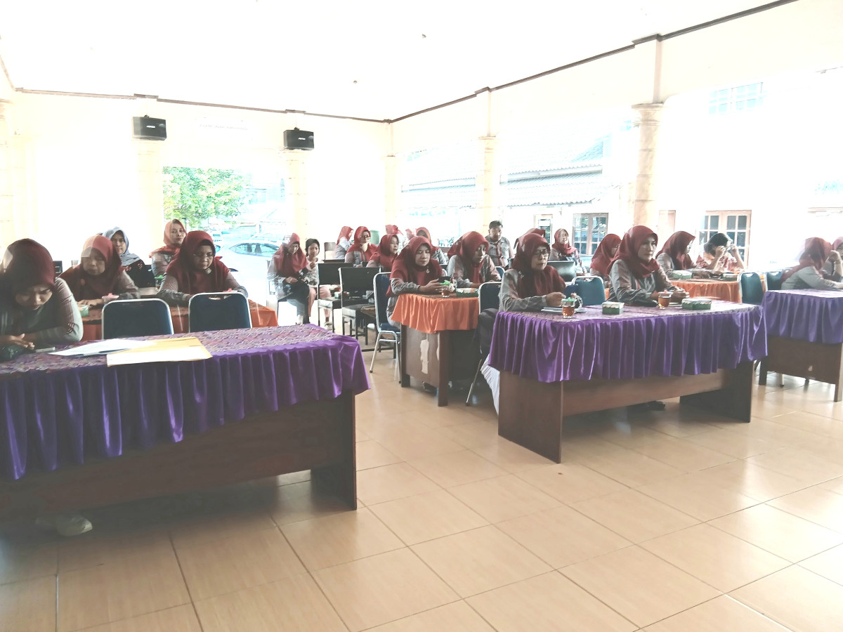 Kader sapeen mengikuti. pertemuaan IMP