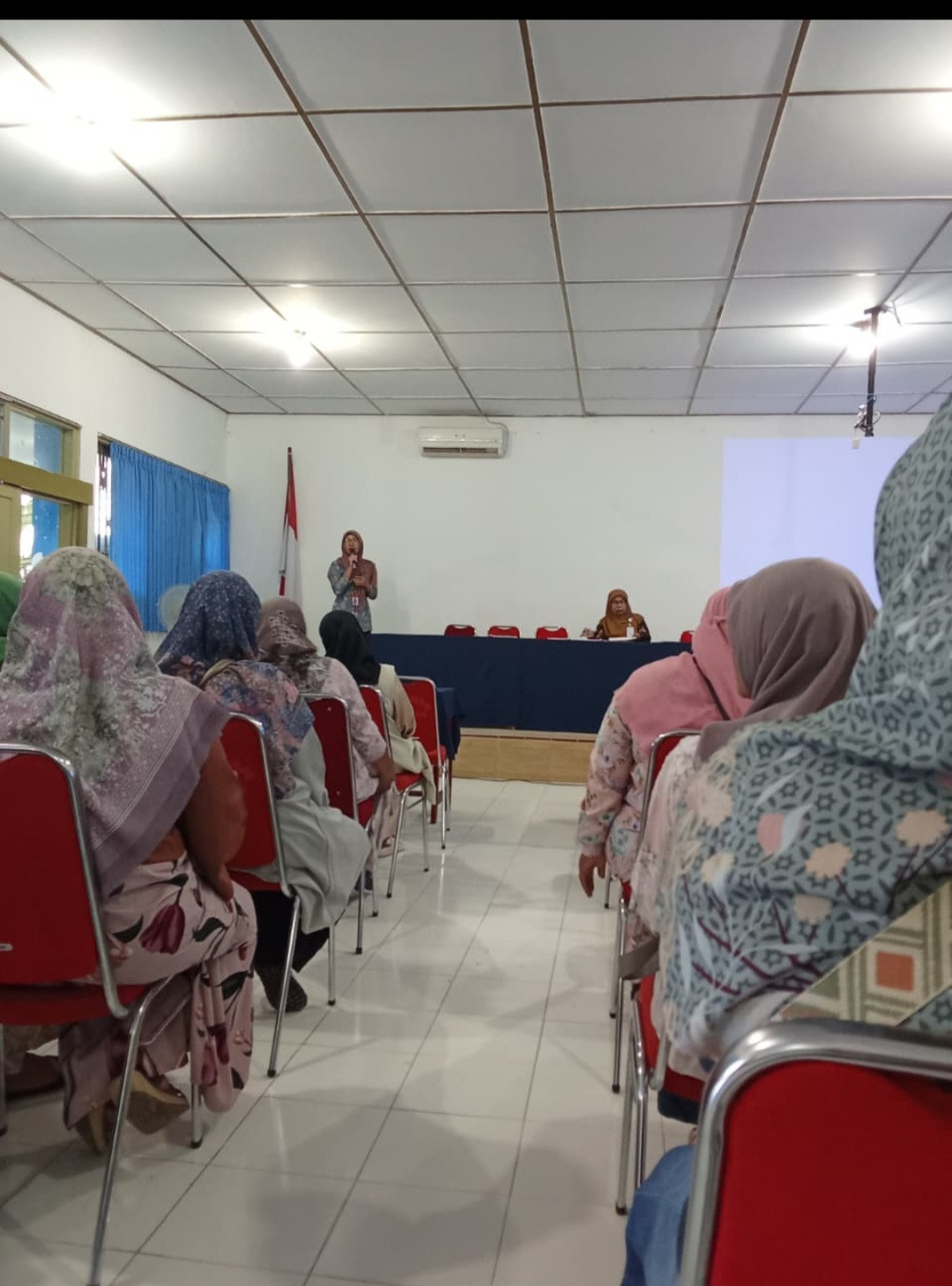 Oengambilan rapot di SMA N 1 dr dsn meces