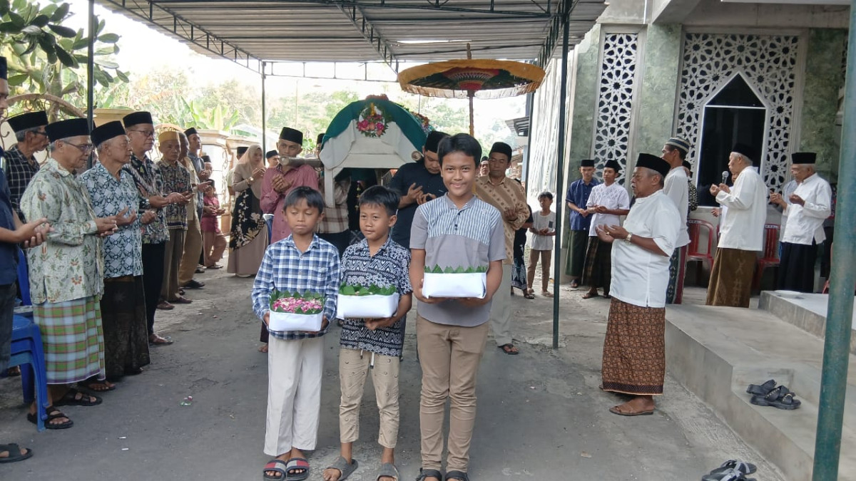 Takziahngemplak adem