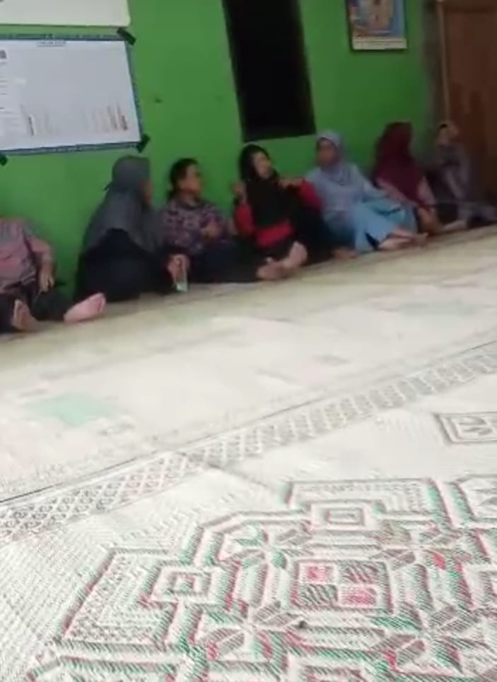 Pertemuan pkk tingkat RT bulan Juni,dongkelsari Puntuk