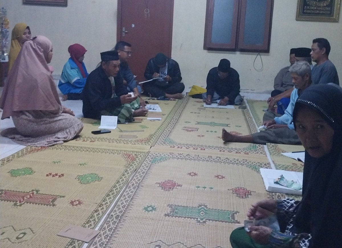 Pertemuan rt 03 dsn meces