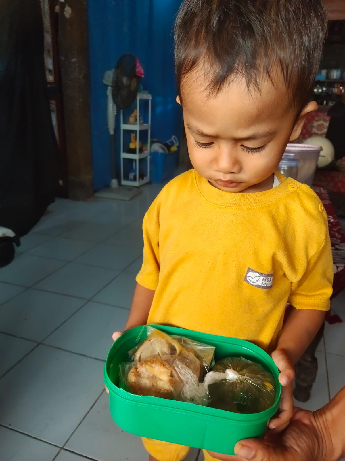 Pemberian PMT Hari Ke 7 Untuk Balita Puntuk Radeva