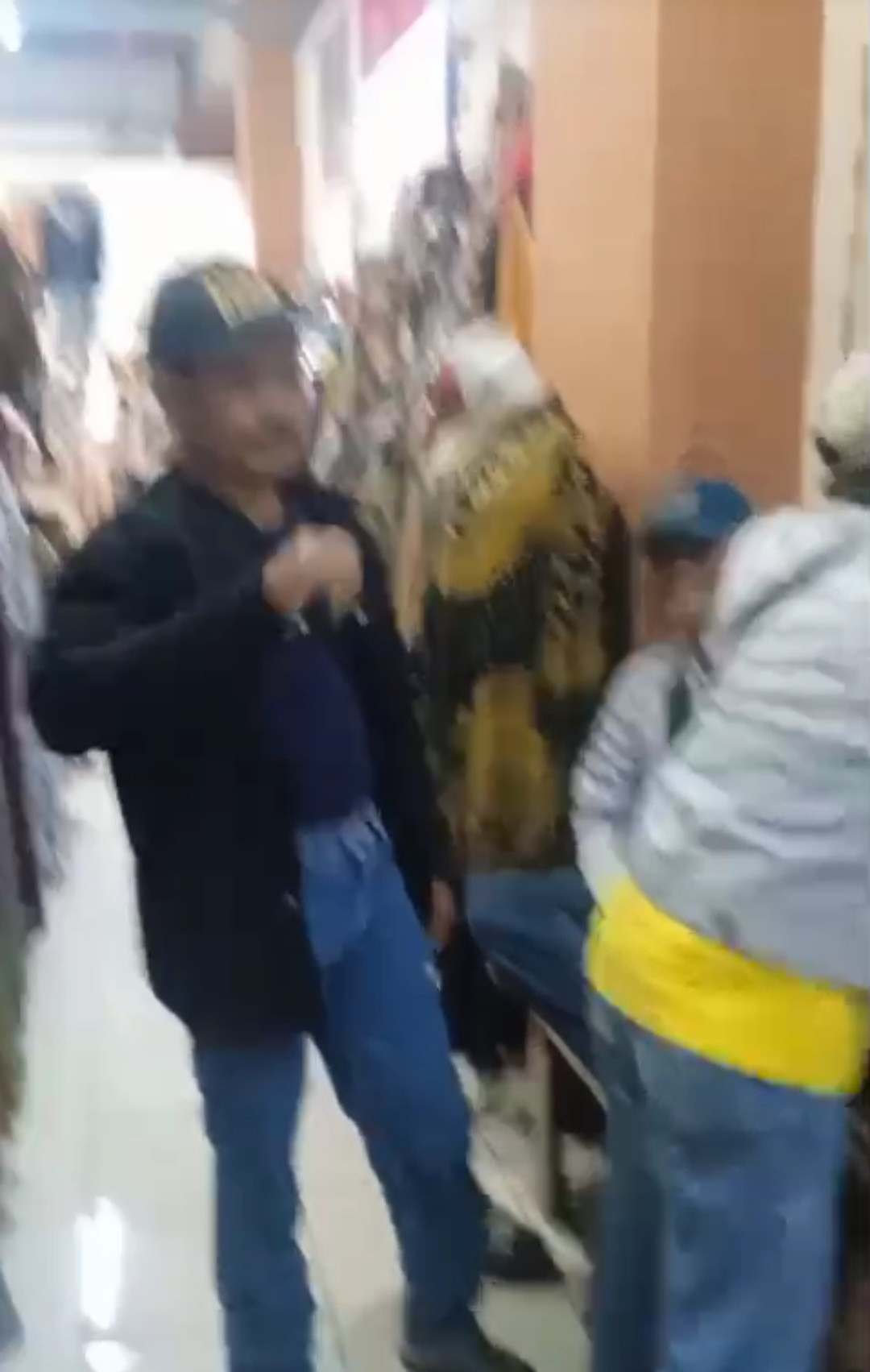 Belja seragam persiapan 17san dr dsn meces