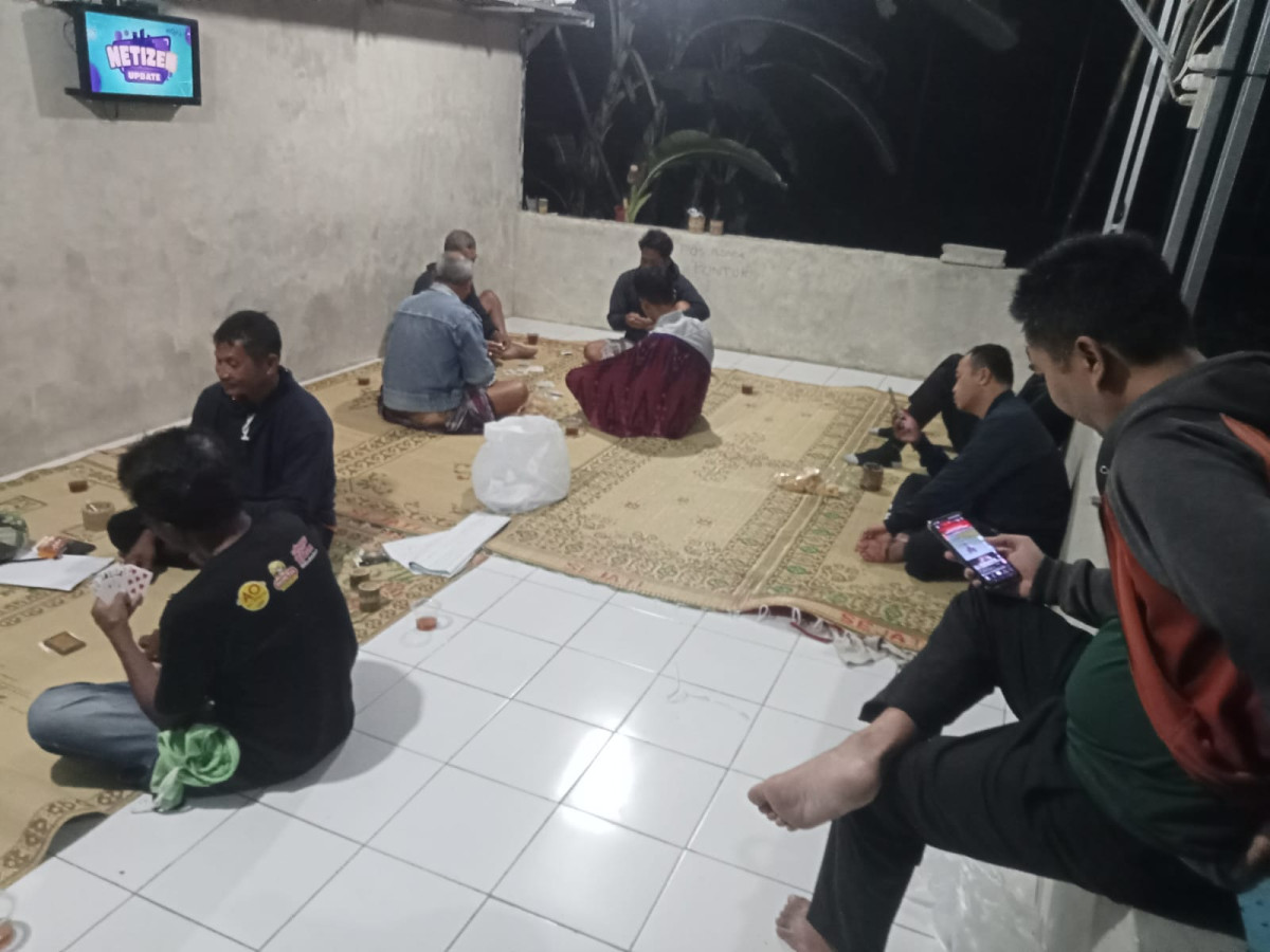 Ronda Malam Warga Puntuk RW 19 di malam senin