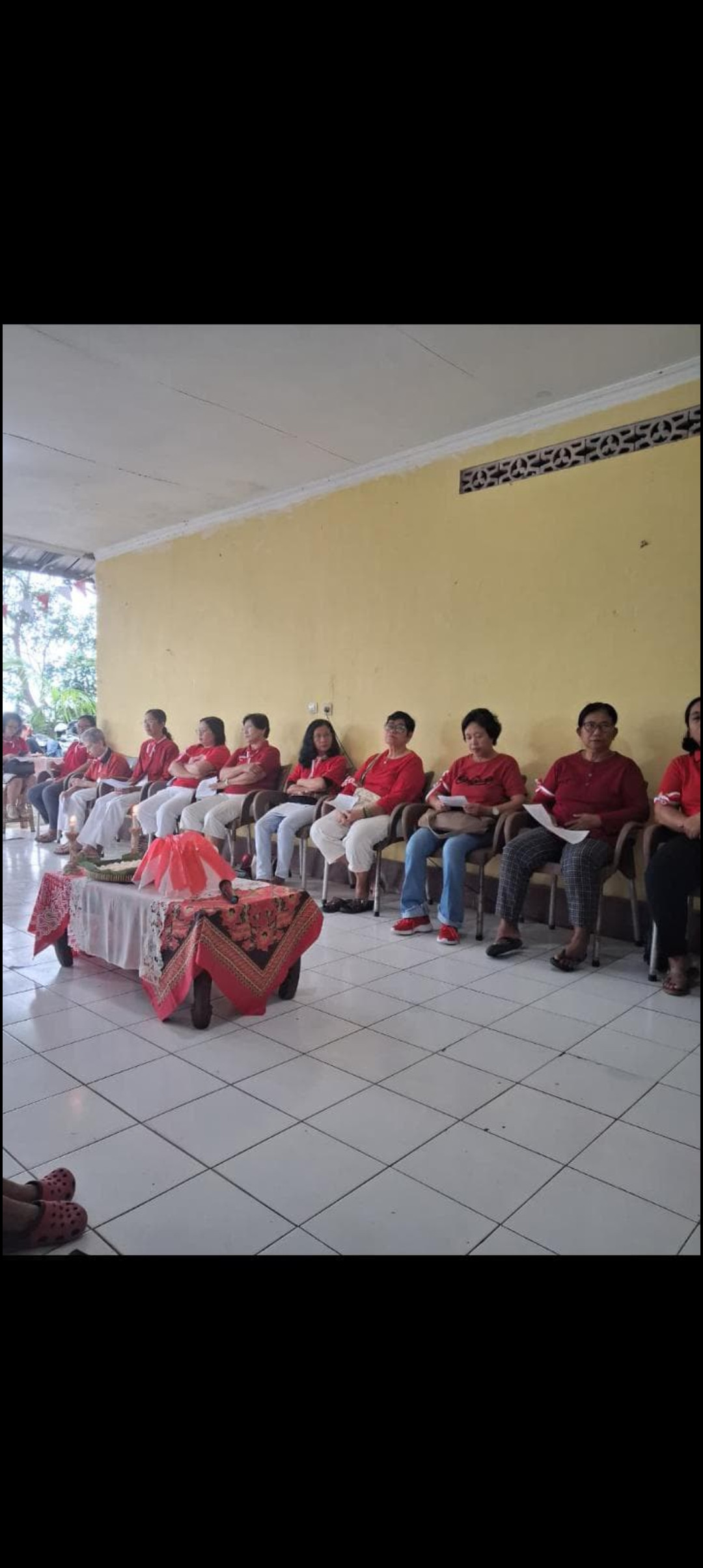 Arisan ibu ibu katolik dr dsn meces