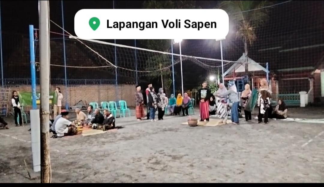 Latihan adat tradisi tingkepan dusun sapen