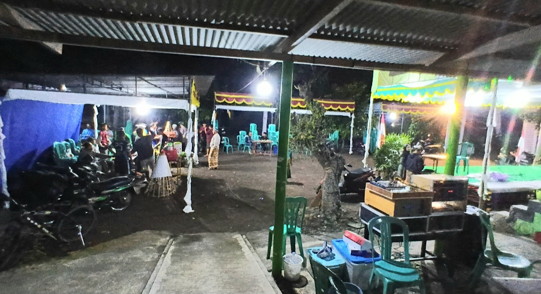 Persiapan buat gunungan warga sapen