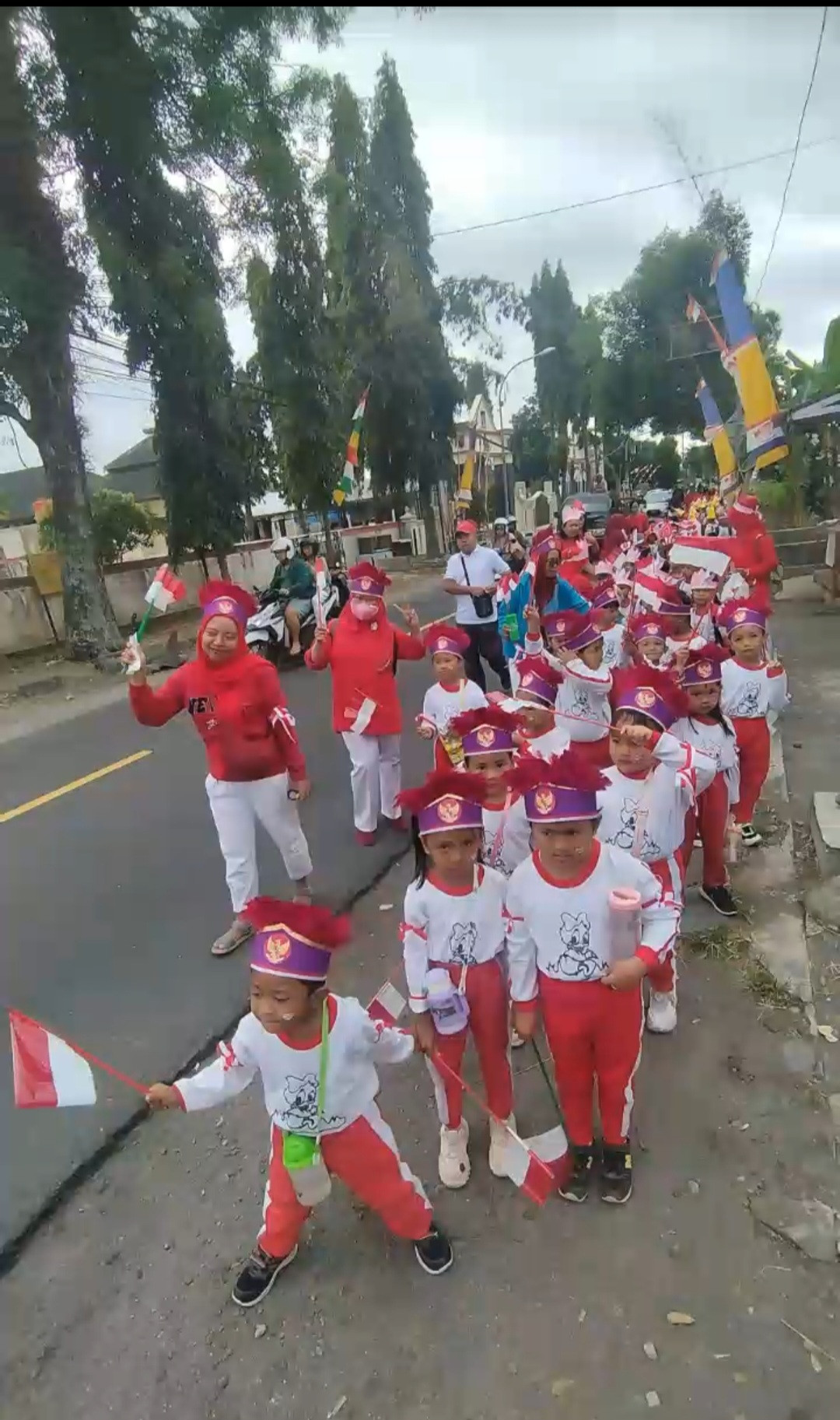 Karnaval dr sd n  sempol pakem dr dsn meces