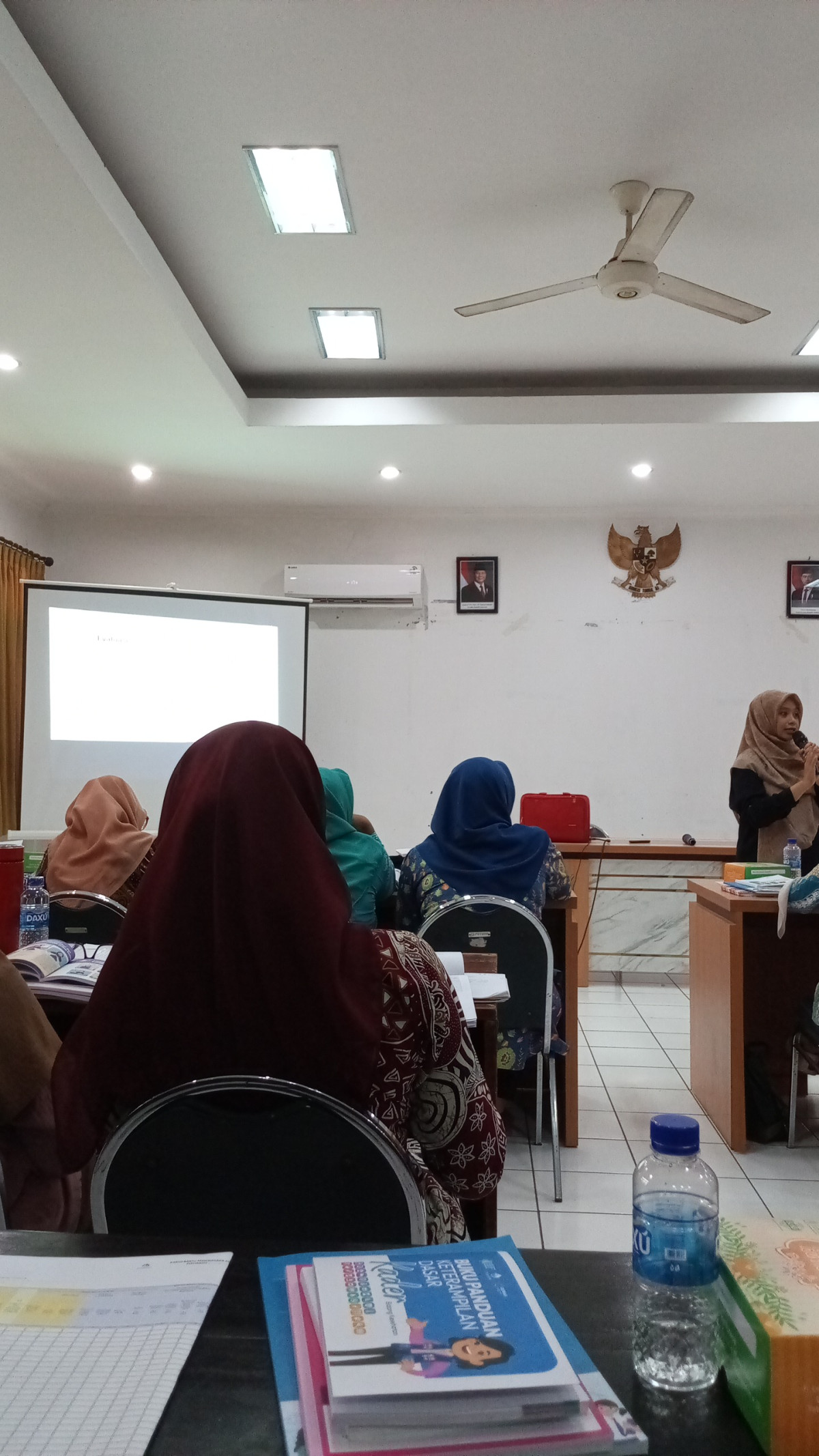 Bimtek pelatihan digital keterampilan kader dusun Grogolan