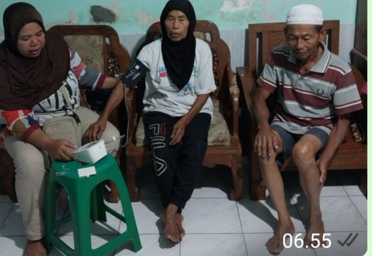 Kunjungan ke warga yg hipertensi dsn meces