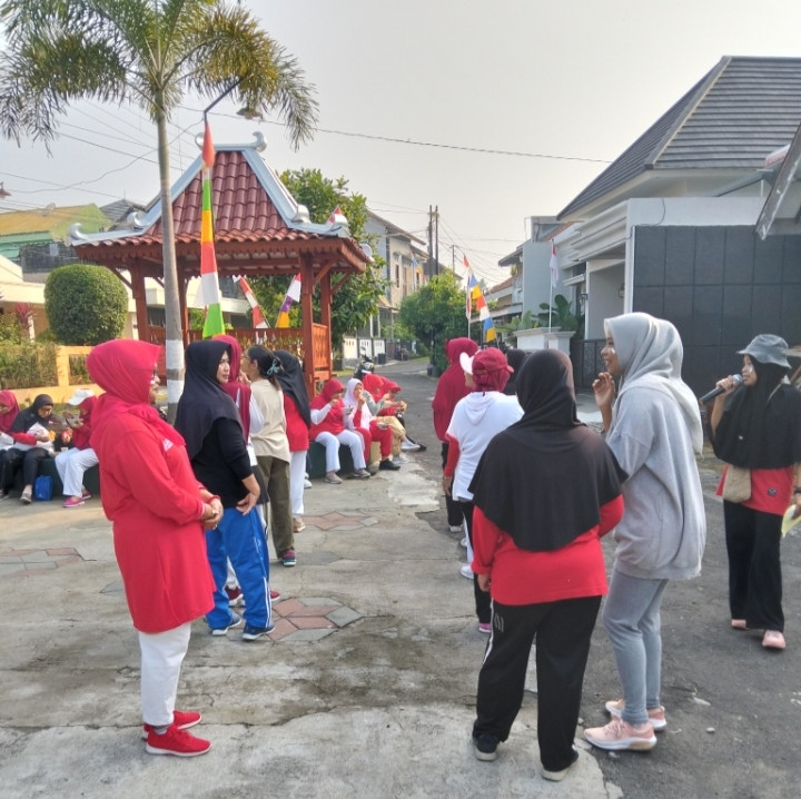 Games bisik2 berantai