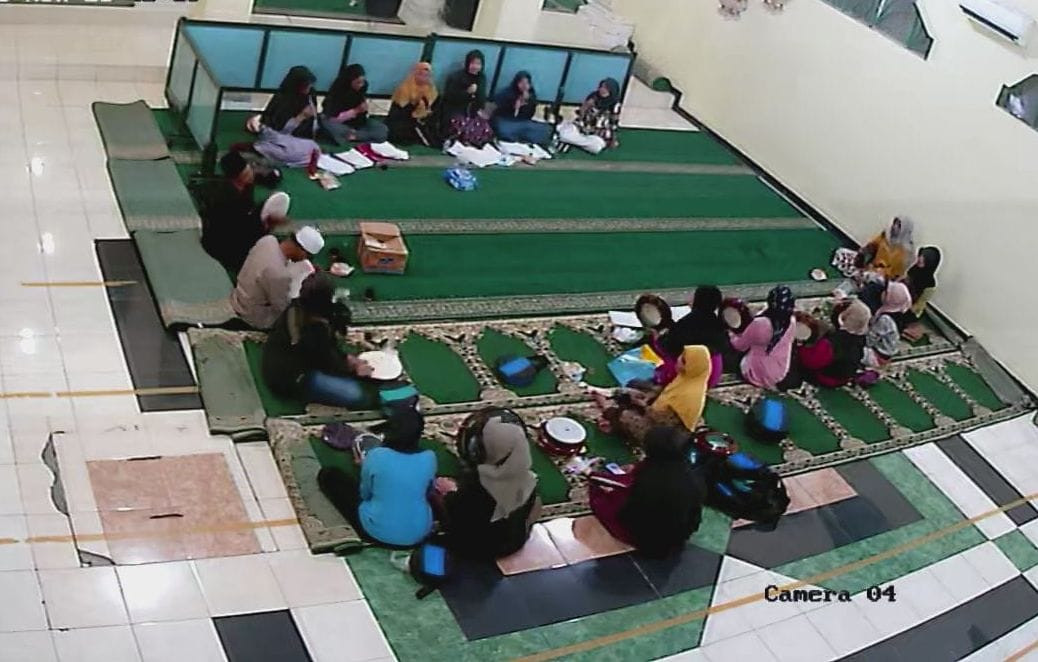 Warga Dusun Degolan Latihan Rutin Hadroh