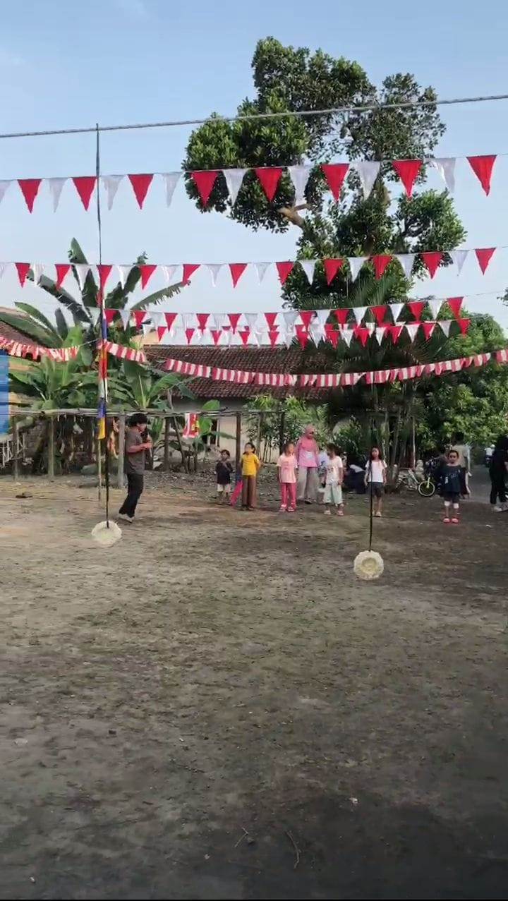 Perlombaan Anak - Anak Dusun Degolan Memeriahkan HUT RI Ke 80