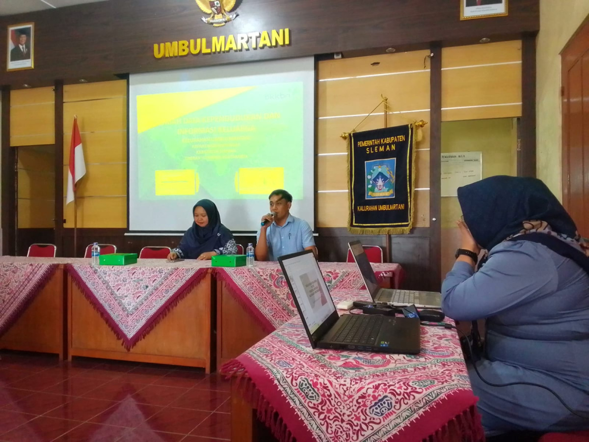 Pertemuan Kelompok Kerja dikampung KB Kalurahan Kader Dusun Degolan