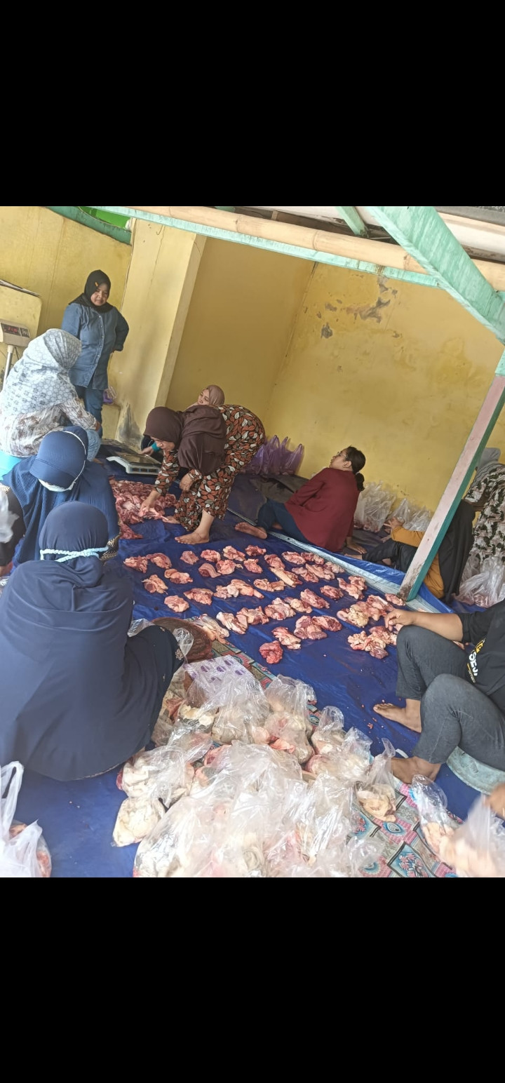 Penyembelihan hewan kurban Dusun Medelan