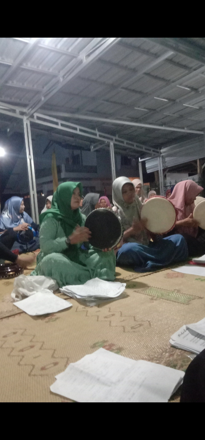 Latihan Hadroh AZ Zahra Medelan