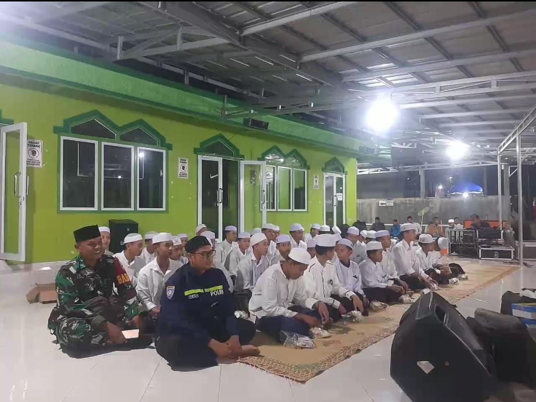 Warga cilikan menghadiri sholawatan