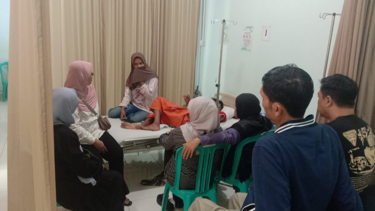 Menjenguk warga RT 5 Pamungkas Ngemplak 2