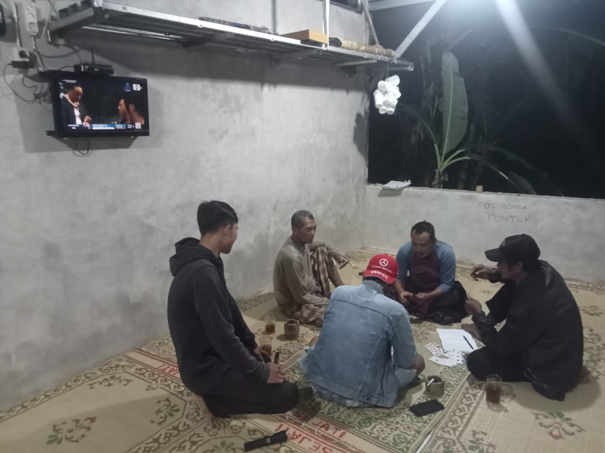 Minggu malam Jadwal Ronda Bapak-bapak Puntuk