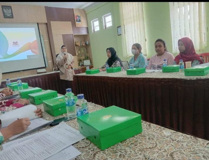 Kader puntuk menghadiri pertemuan verifikasi STBM  di puskesmas