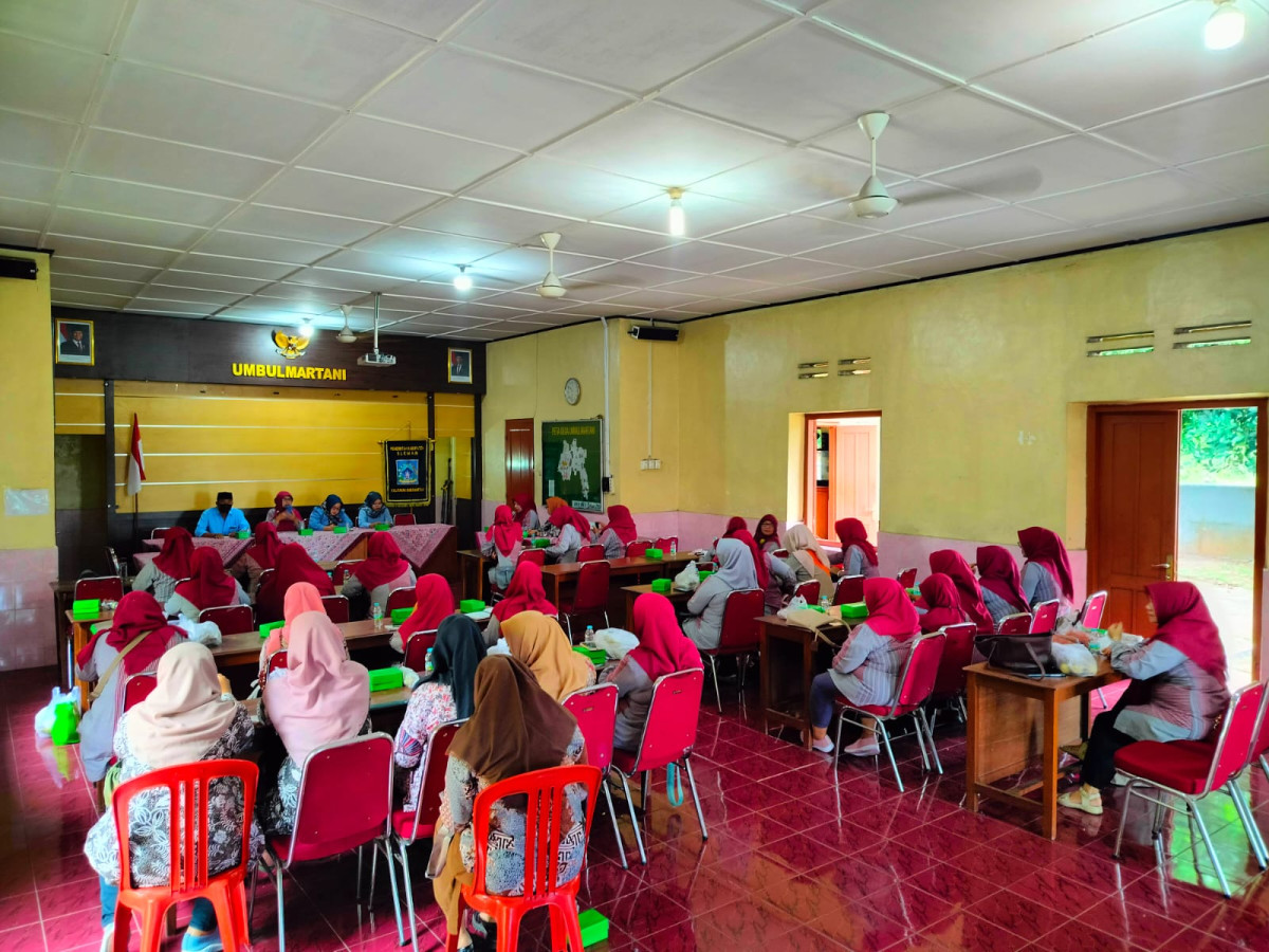 Pembinaan IMP Kapanewon Bahtera Kencana Dihadiri Oleh kader KB Puntuk