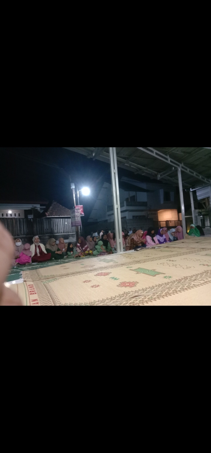 Pengajian Rutin malam minggu pahing Dusun Medelan