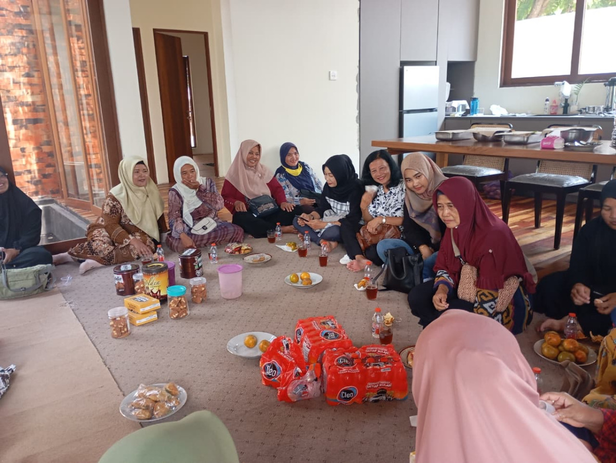 Warga Dusun Degolan Silaturrahmi Kerumah Warga