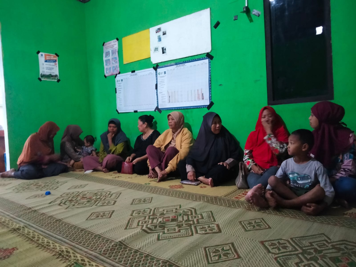 pertemuan rutin pkk tingkat RT 02, Dongkelsari puntuk