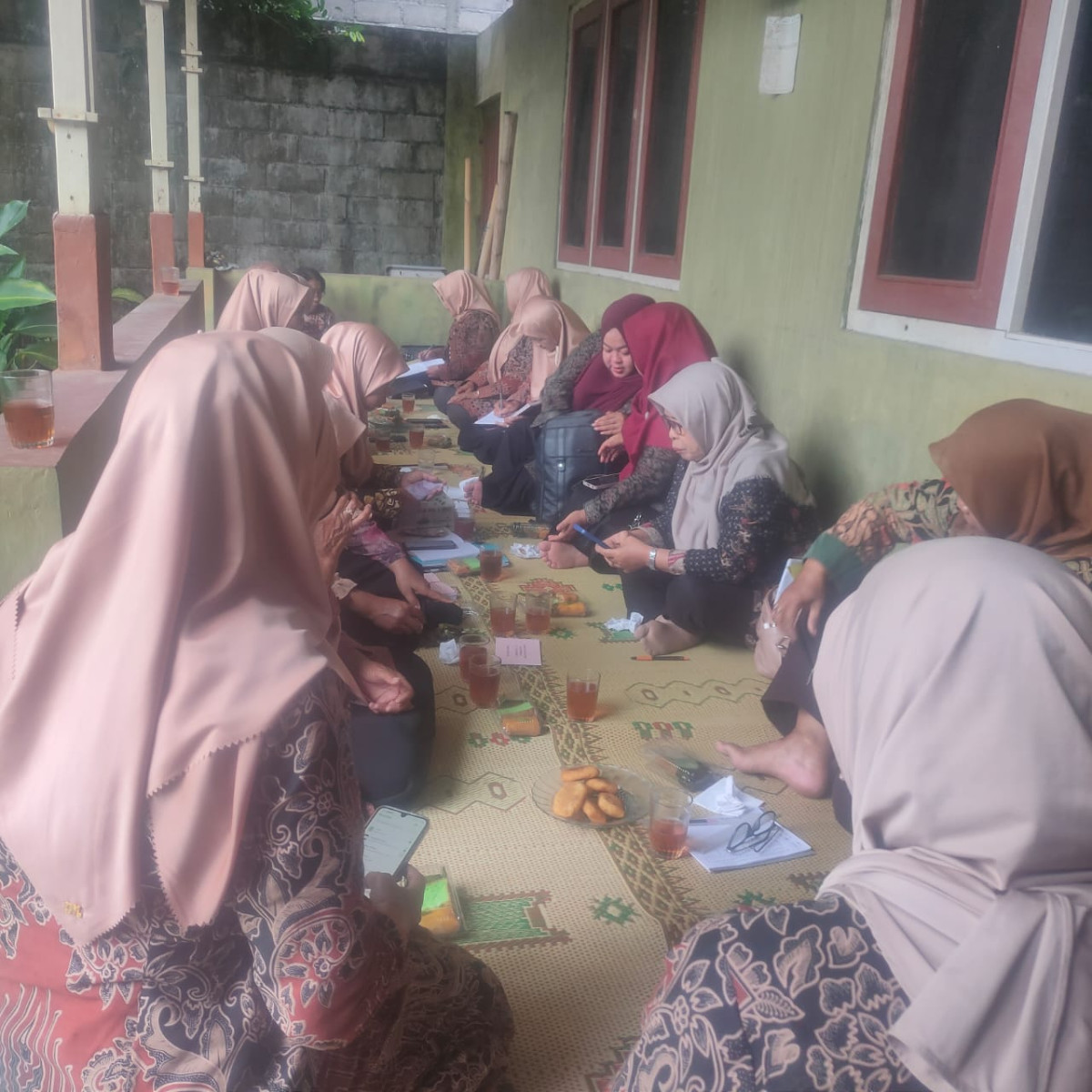 pertemuan imp kelompok 2 oleh kader kb puntuk