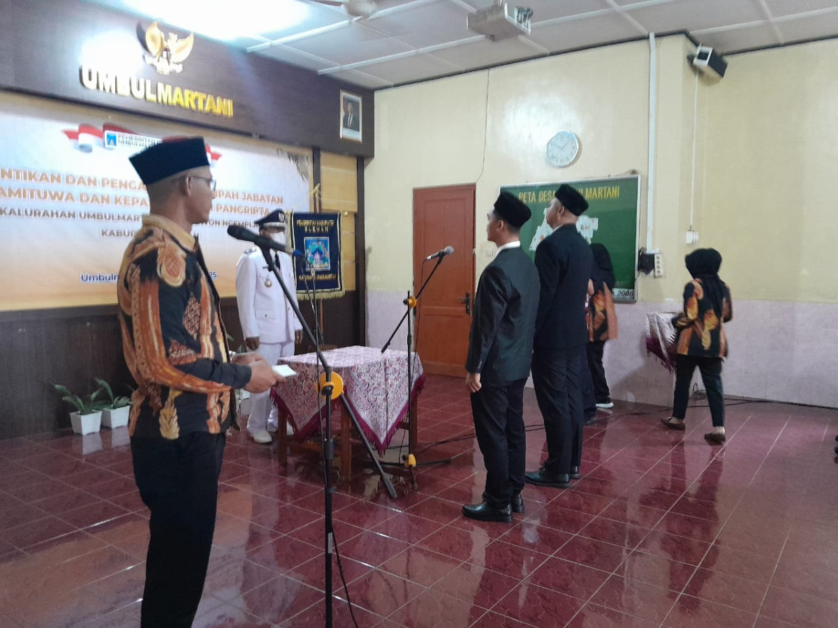 Pelantikan pamong kalurahan umbulmartani