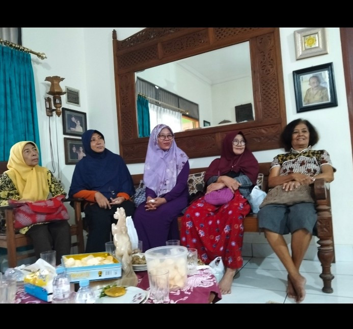 Arisan RT 01 Pamungkas, Ngemplak 2