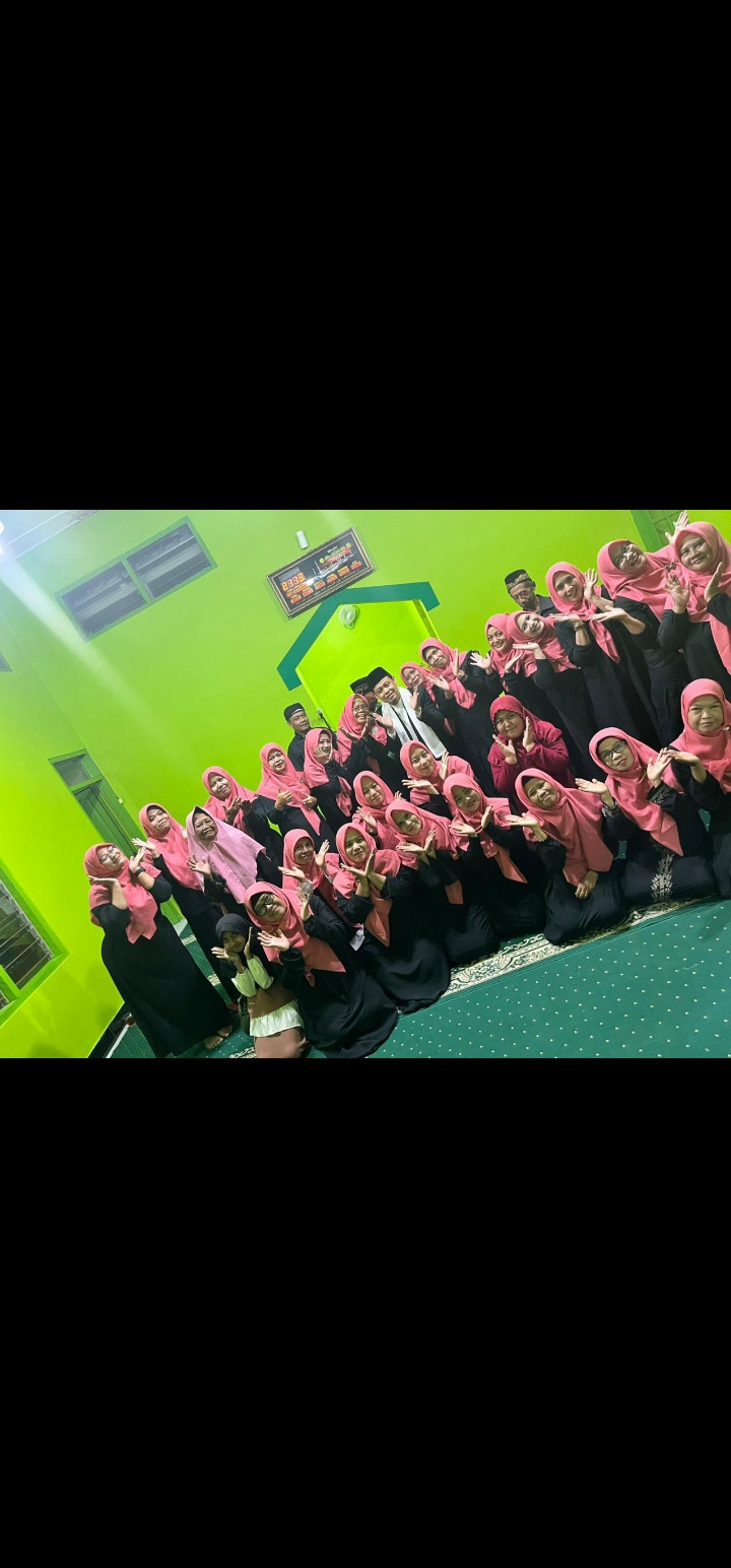 Pengajian Rutin malam minggu pahing Dusun Medelan