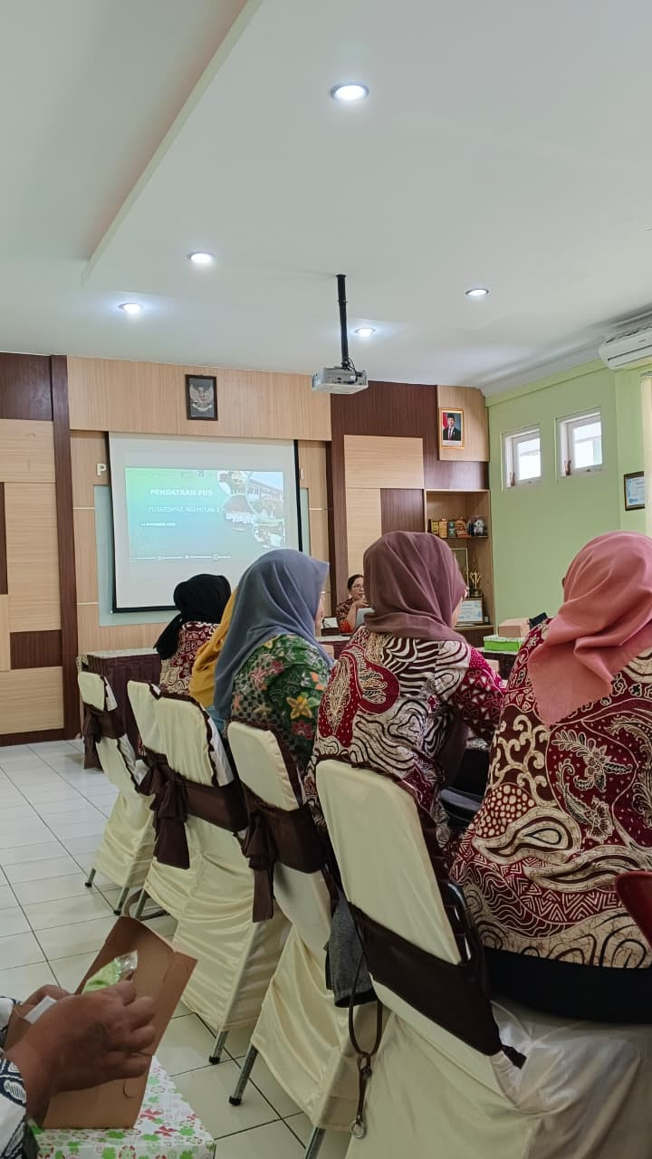 pertemuan kader puntuk terkait pendataan PUS dipuskesmas